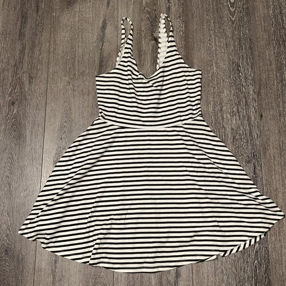 Victoria’s Secret PINK Y2K Black/White Striped Fit & Flare Skater Dress Womens M